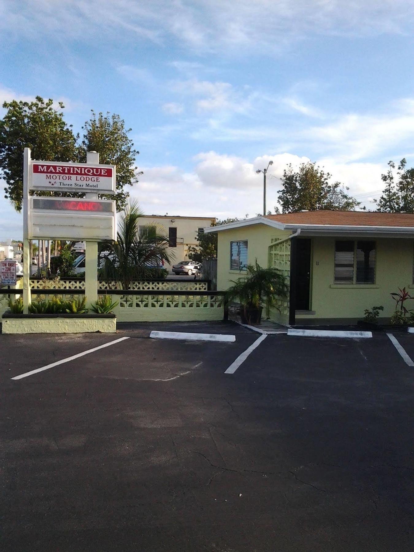 Martinique Hotel Lake Worth Beach Exterior photo